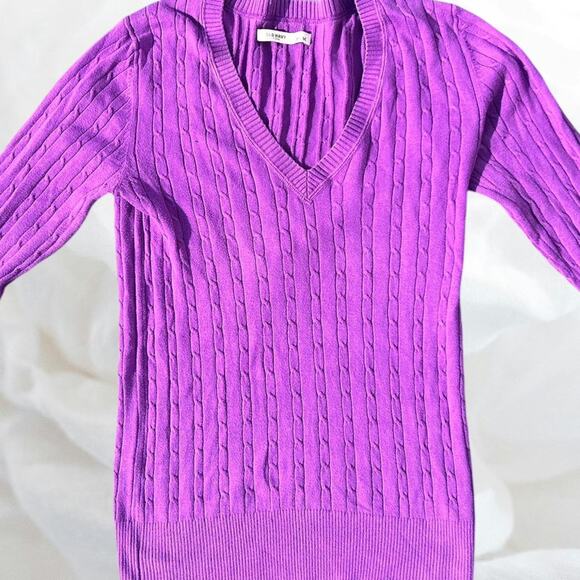 Bella swan core knit sweater - Picture 1 of 5